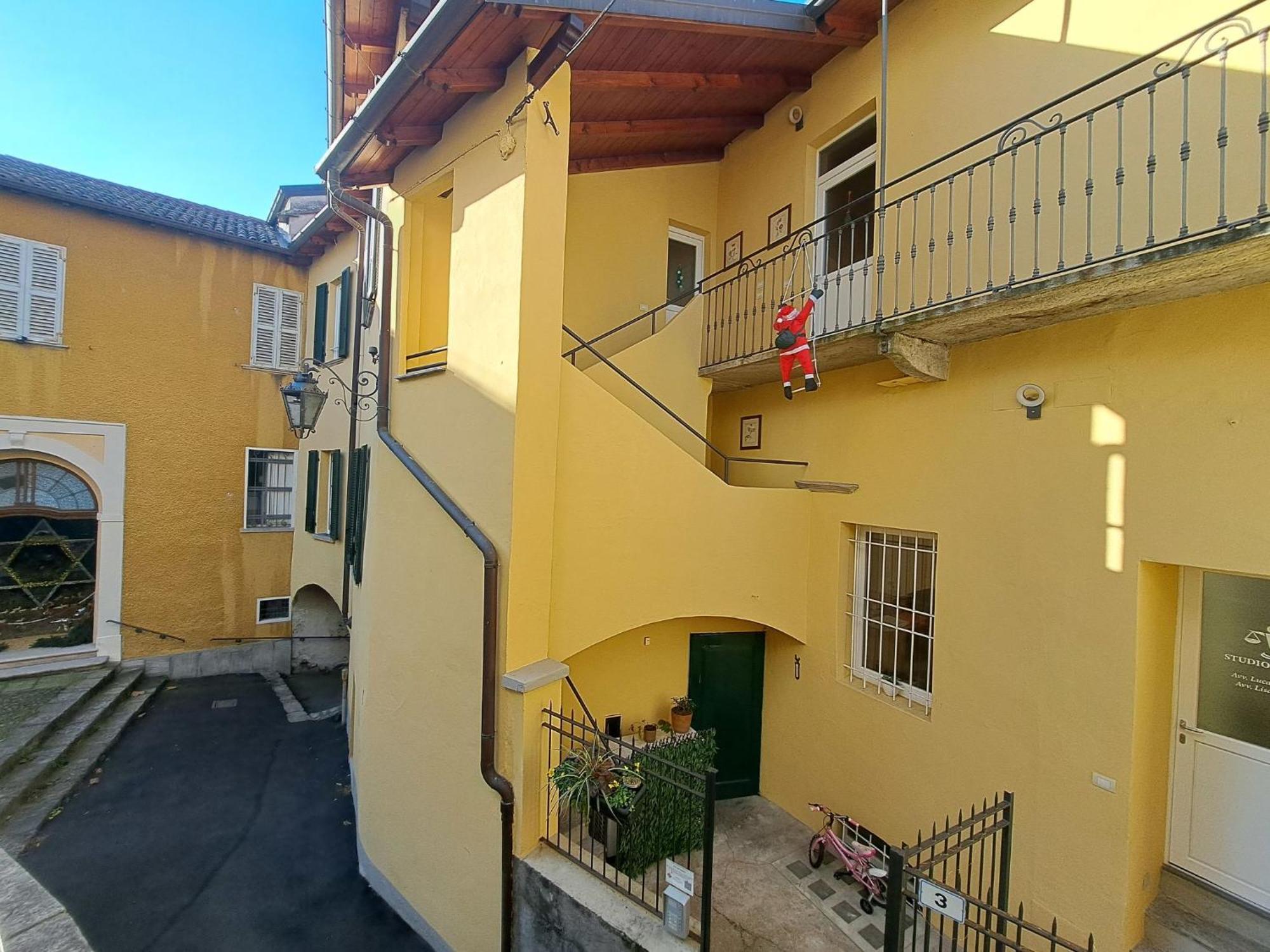 Apartment Verde By Interhome Porto Valtravaglia Exterior photo